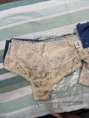 Aerie  Lace Cotton Boybrief Underwear size M  brand new  8 PCS